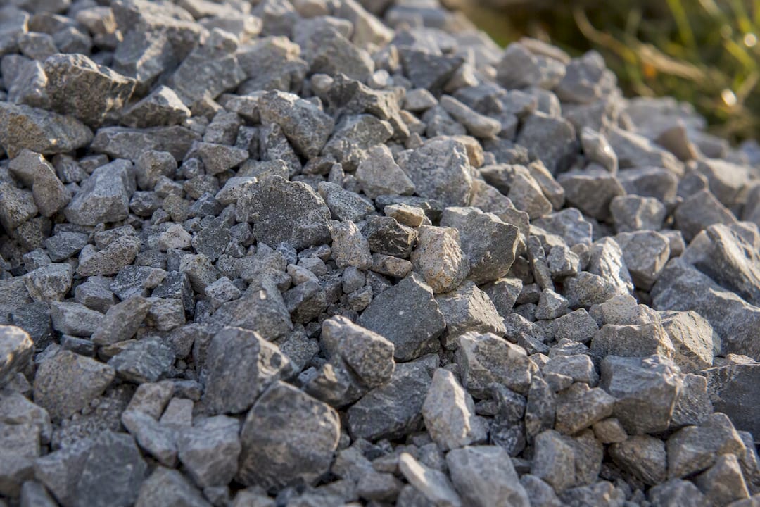 Dense-graded aggregate crushed stone base material